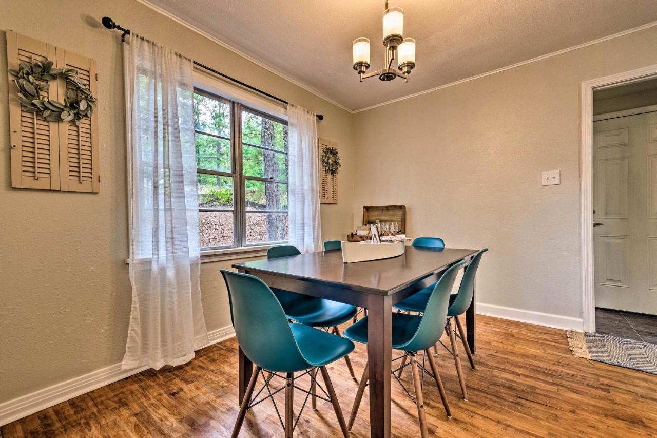 Centrally Located Hot Springs Home With Deck! Ngoại thất bức ảnh