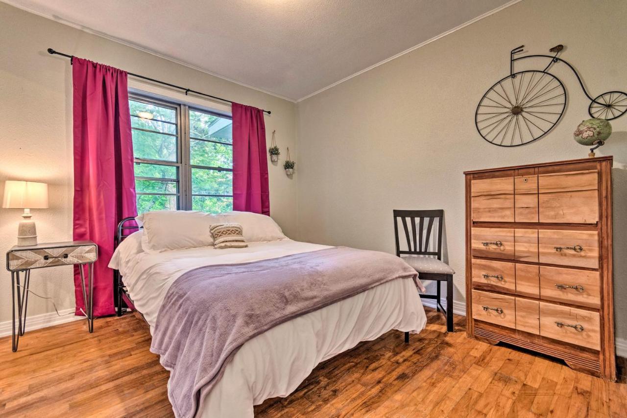 Centrally Located Hot Springs Home With Deck! Ngoại thất bức ảnh